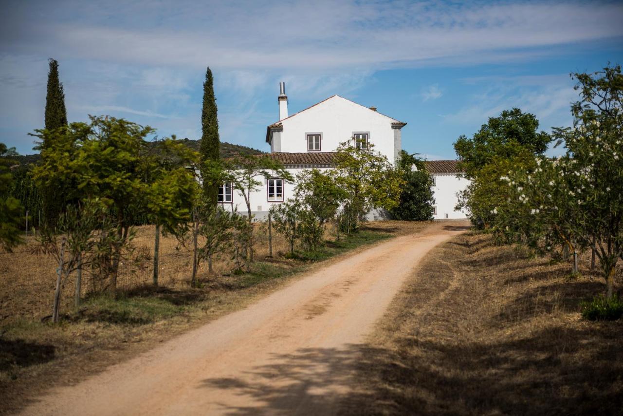 Herdade Dos Alfanges "The Barn" Viana do Alentejo Eksteriør bilde